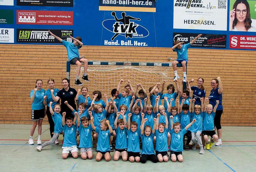 Über 30 Handballkids eroberten beim Herbstcamp des TVK die Waldsporthalle