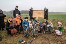Aktion „Ein Herz für Bäume“: Firma GfA spendet neues Grün für die Waldvermehrung
