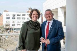 DRK-Präsident Hermann Gröhe erstmals zu Besuch bei Landrätin Reinhold