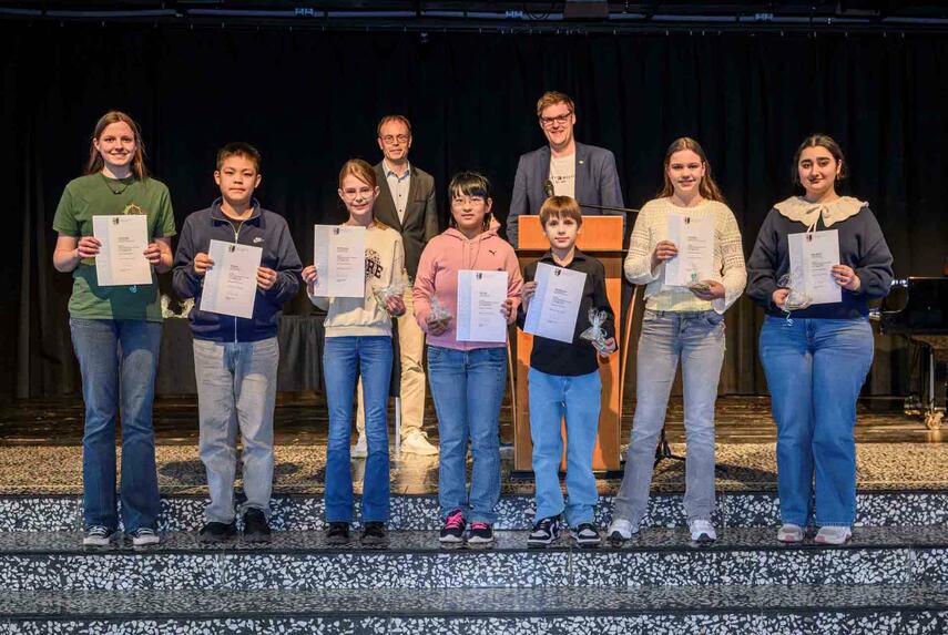 Mathematik-Wettbewerb des Rhein-Kreises Neuss: 63 Mathe-Talente wurden ausgezeichnet