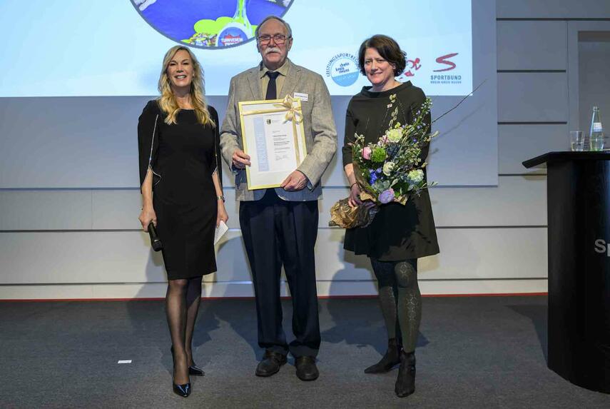 Kreis würdigt sportliche Spitzenleistungen, Ehrenamt und 40 Jahre Stiftung Sport