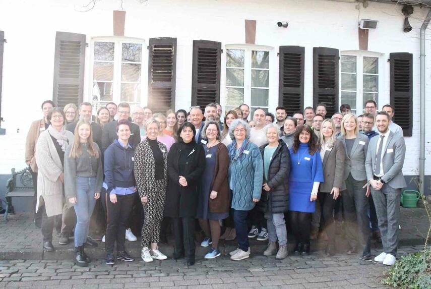 Verteilerkonferenz: „Wirtschaft pro Schule“ bringt Schulen und Unternehmen zusammen