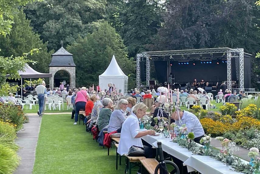 SchlossSommer in Schloss Dyck - Sommer, Sonne, Sinneslust